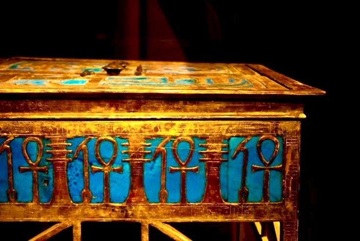 صندوق حلي لـ يويا وتويا يعود إلى عصر الدولة الحديثة