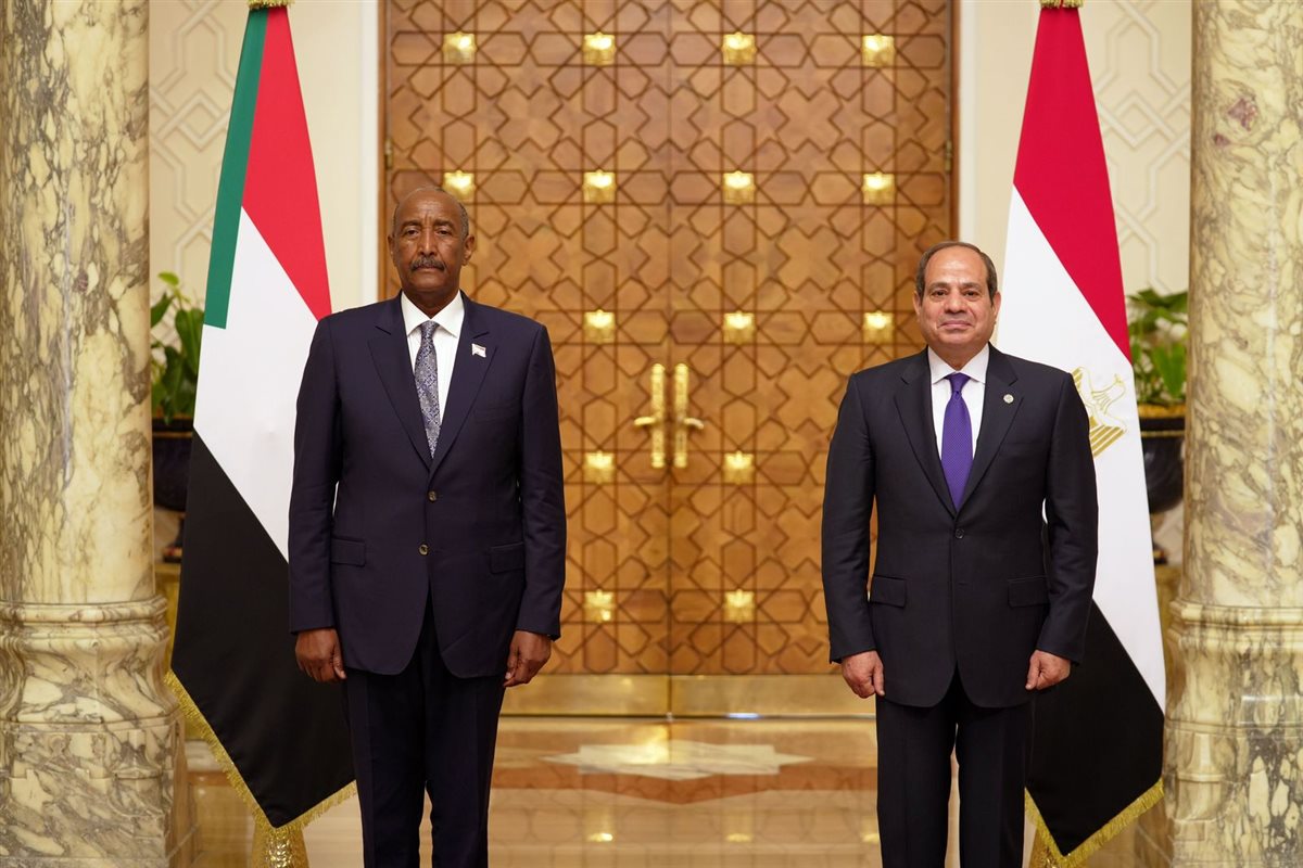 الرئيس السيسي والفريق أول ركن عبد الفتاح البرهان&nbsp;