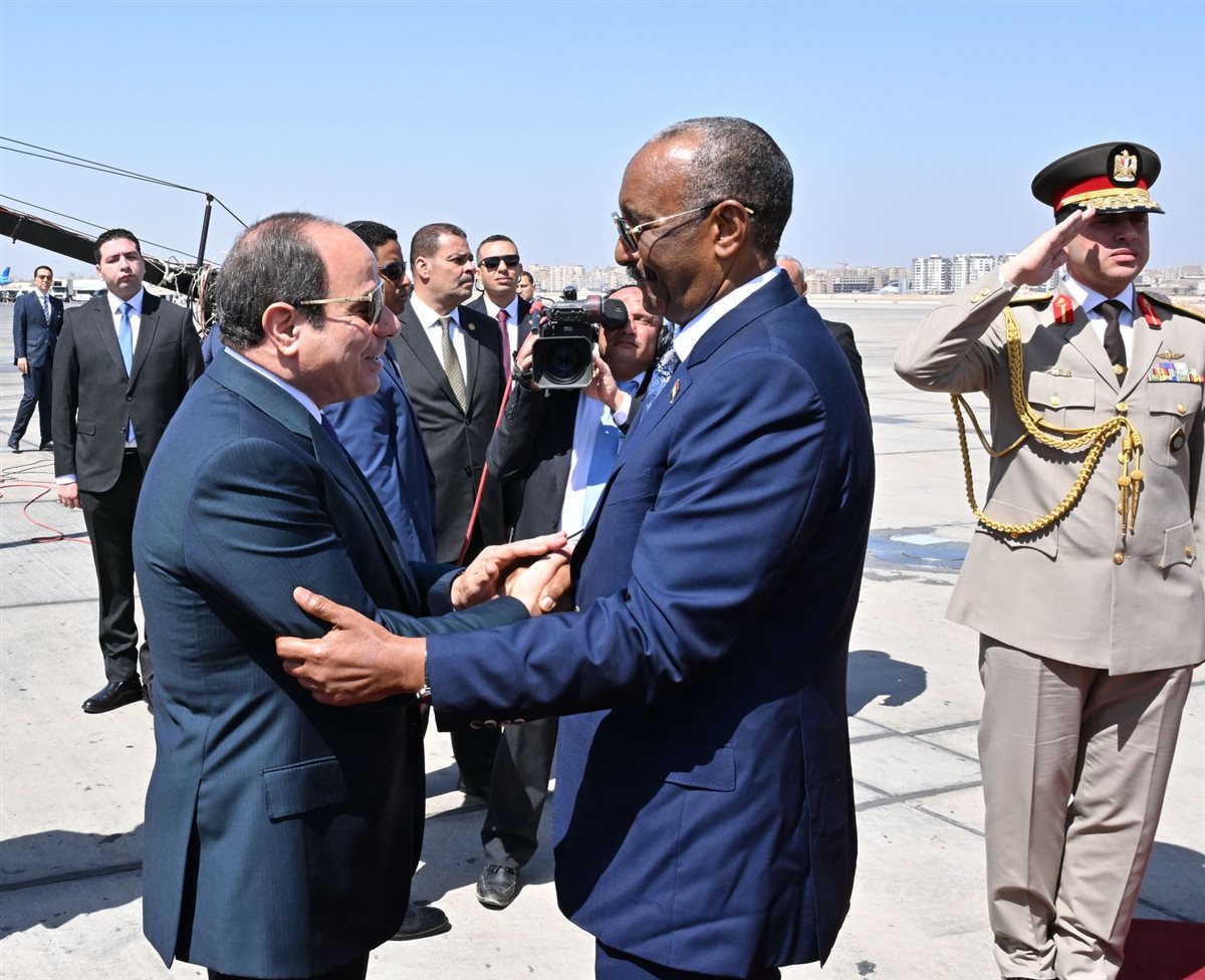 الرئيس السيسي والفريق أول ركن عبد الفتاح البرهان&nbsp;