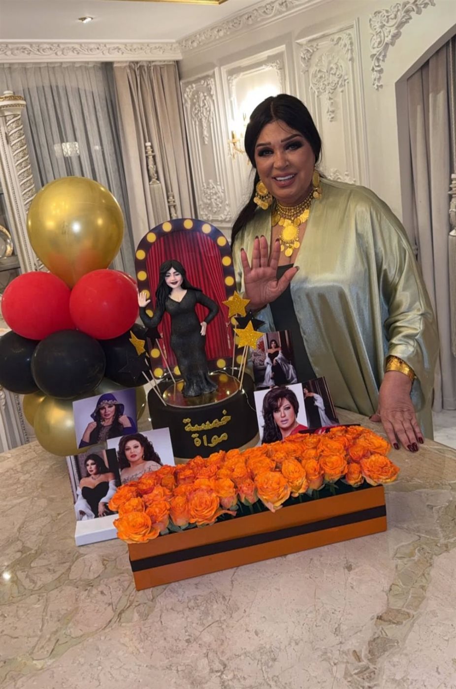 فيفي عبدة تحتفل بعيد ميلادها بحضور يسرا ولبلبة وبوسي شلبي