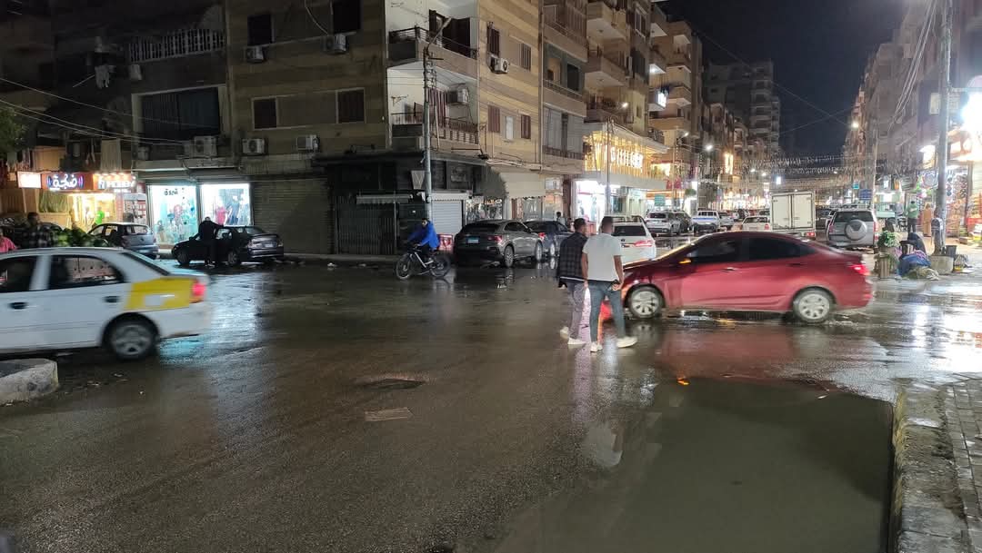 مسح مياه الأمطار من شوارع كفر الشيخ&nbsp;