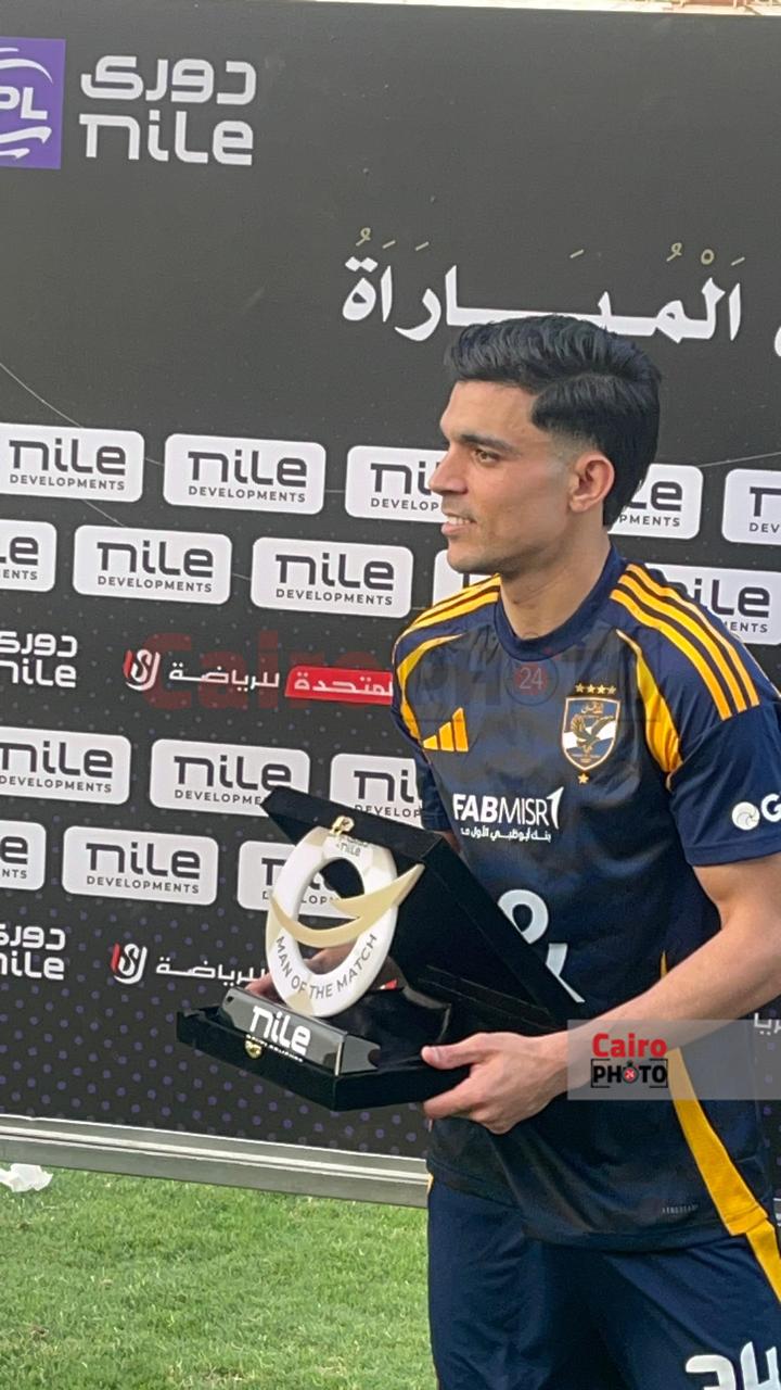 بن شرقي يفوز بجائزة رجل مباراة الأهلي وسيراميكا&nbsp;
