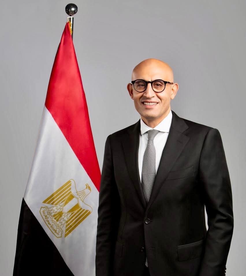 الوزير محمد عبد اللطيف وزير التربية والتعليم