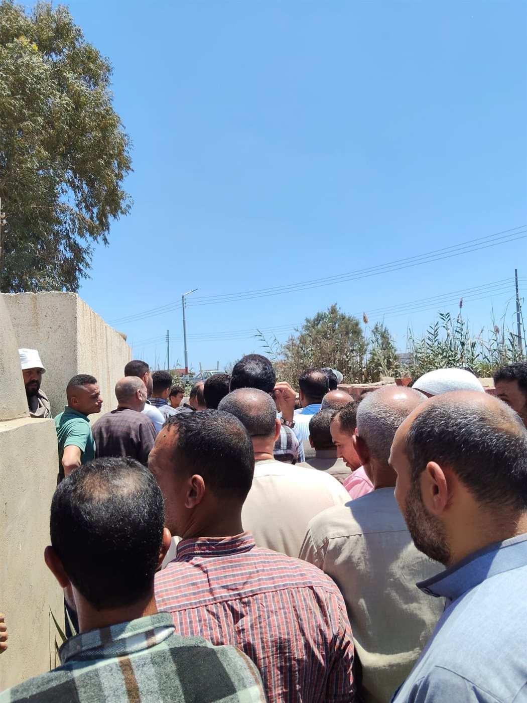 لحظة تشيع الجثمان بكفر الشيخ&nbsp;