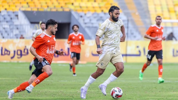 القنوات الناقلة لـ بث مباشر مباراة الأهلي وفاركو اليوم في الدوري المصري