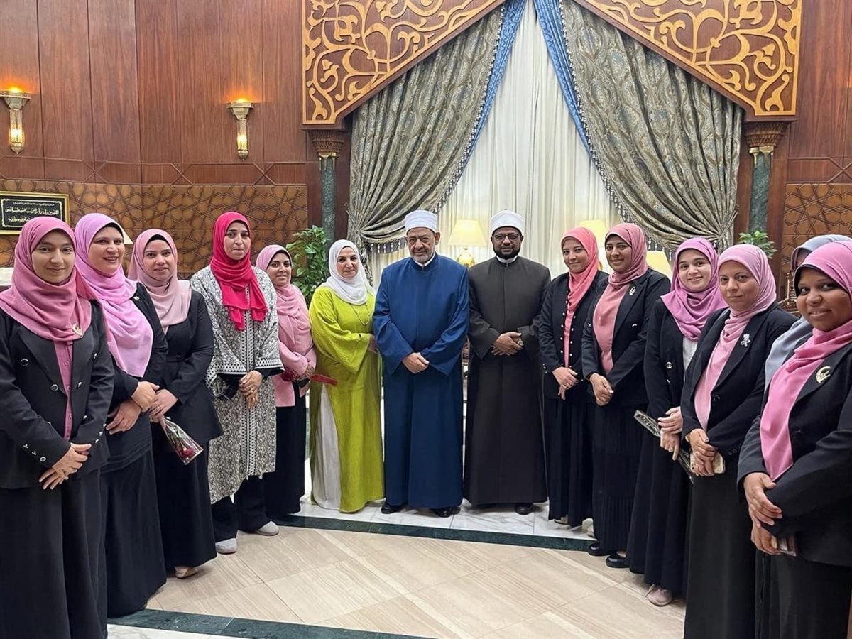 &nbsp;الإمام الأكبر يلتقي بوعاظ وواعظات الأزهر&nbsp;