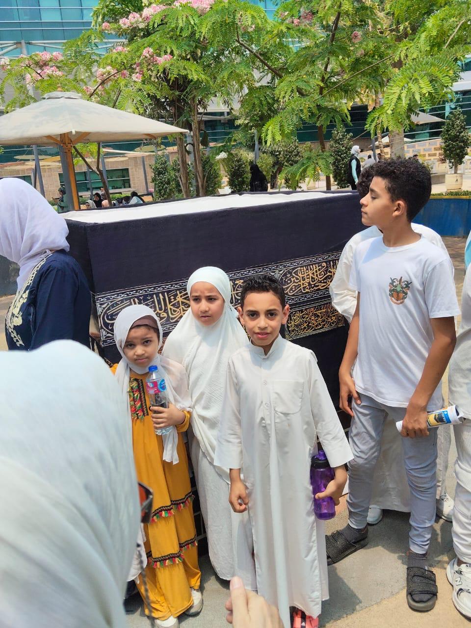 أطفال مسجد مصر يشاركون أطفال 57357 محاكاة مناسك الحج&nbsp;