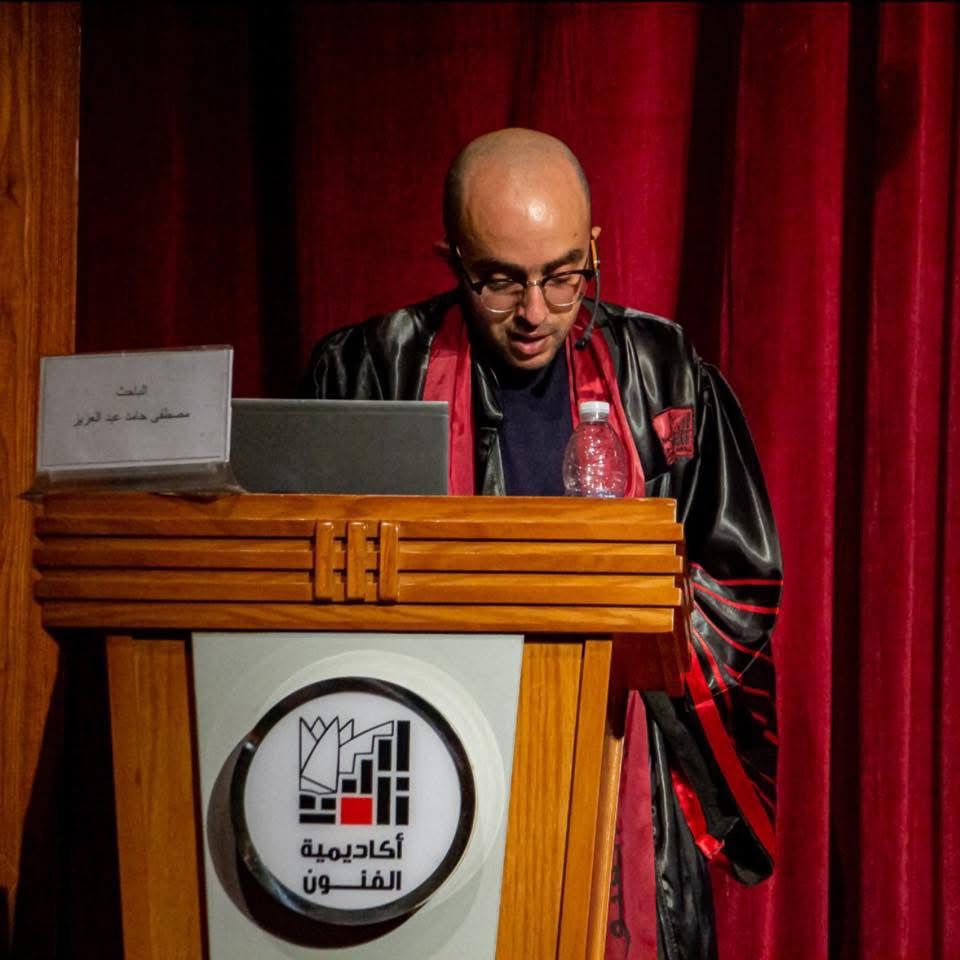مصطفى حامد