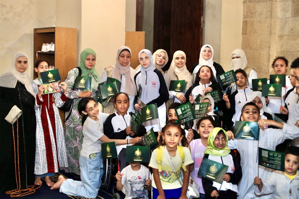 &nbsp;بيت الزكاة والصدقات يقدّم الهدايا والحلويات لـ200 طفل من ذوي الهمم&nbsp;