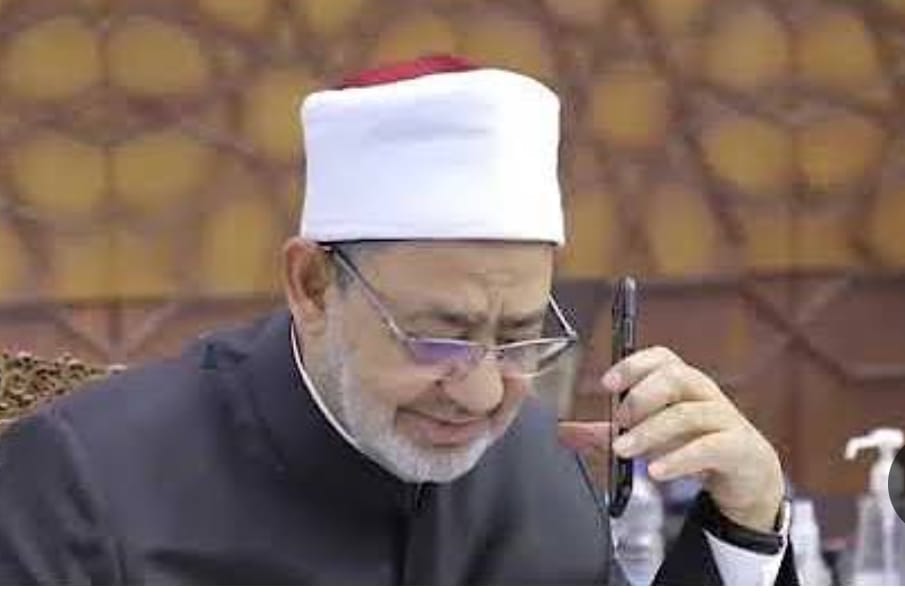 مكالمة من شيخ الأزهر وكيل مطرانية إسنا وارمنت&nbsp;