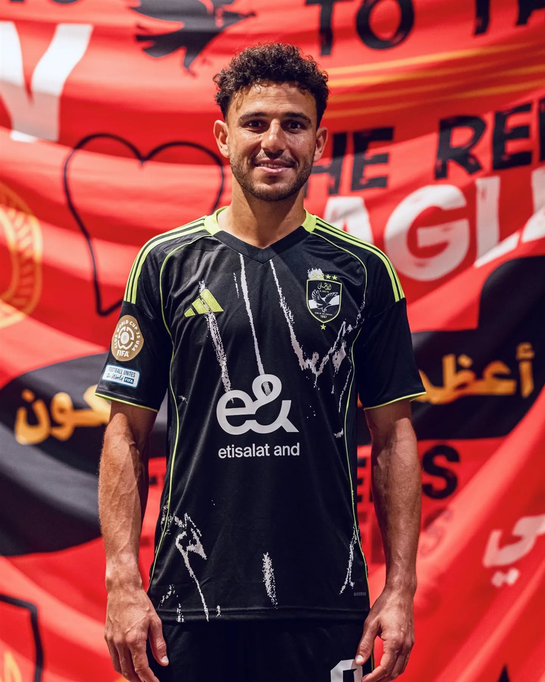 <strong>حمدي فتحي</strong>