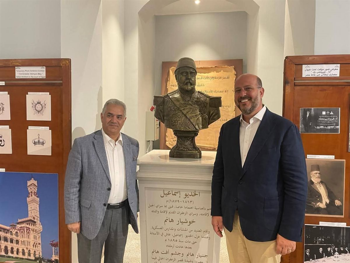 الأمير محمد علي حفيد الملك فاروق يزور متحف الزعفران&nbsp;