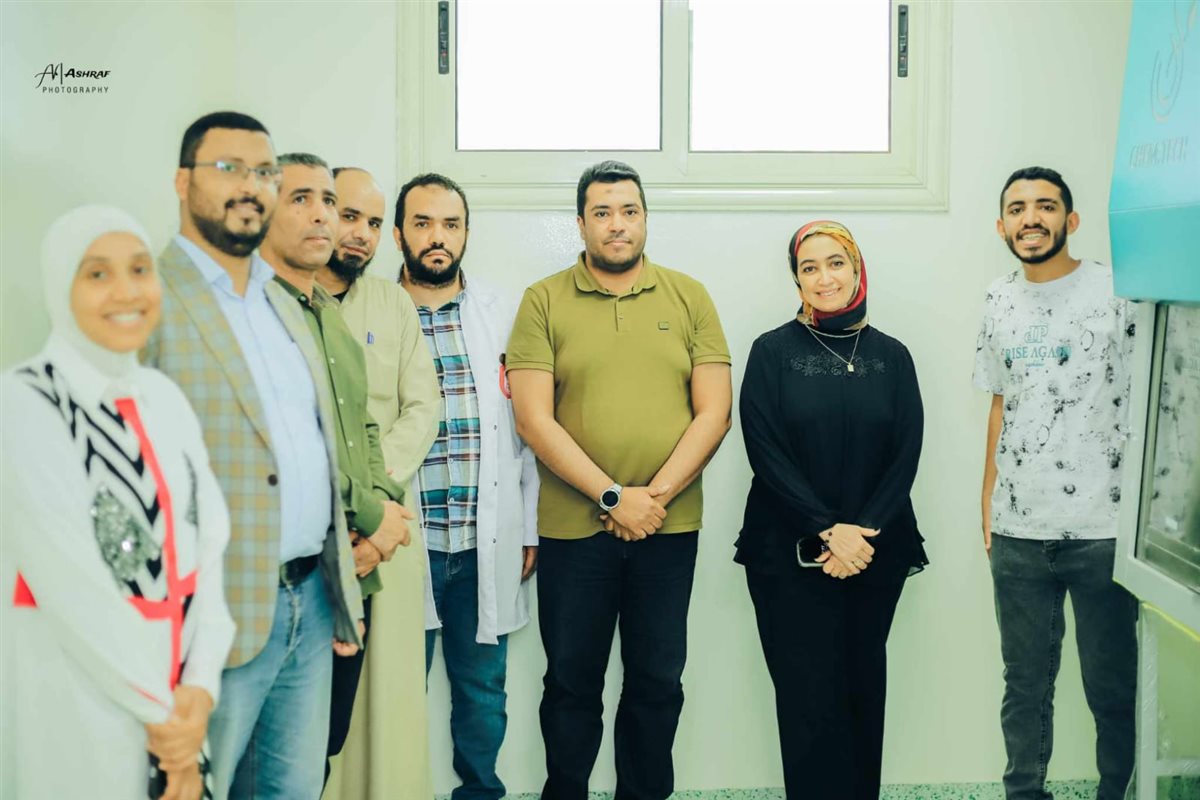 أثناء تسليم الجهاز للمستشفى&nbsp;