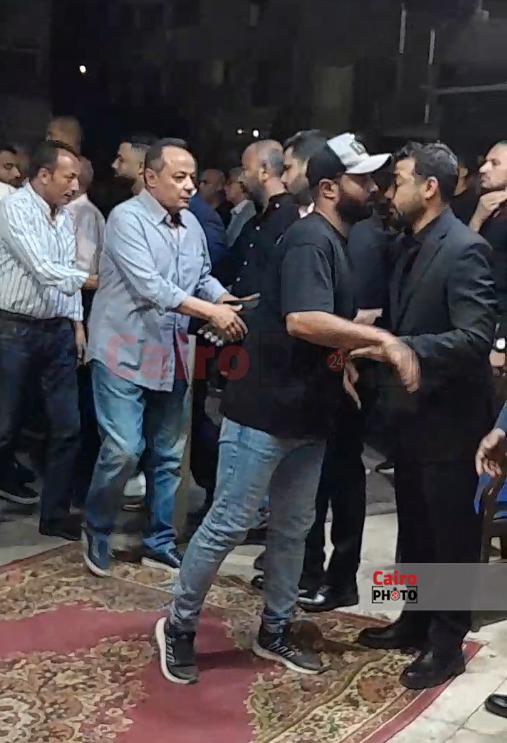 <strong>صور عزاء والد محمد طارق&nbsp;</strong>