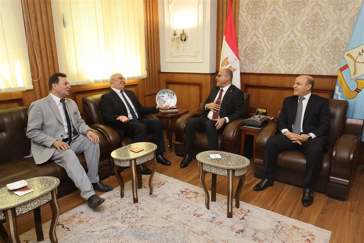 وزير العمل داخل محافظة كفر الشيخ&nbsp;