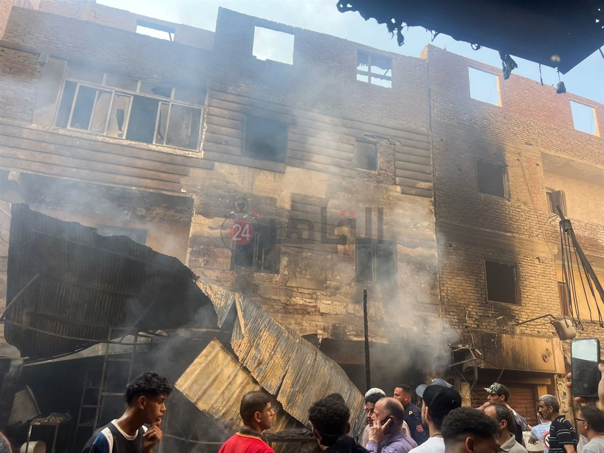 &nbsp;حريق بمحلات في سوق بمنطقة فيصل