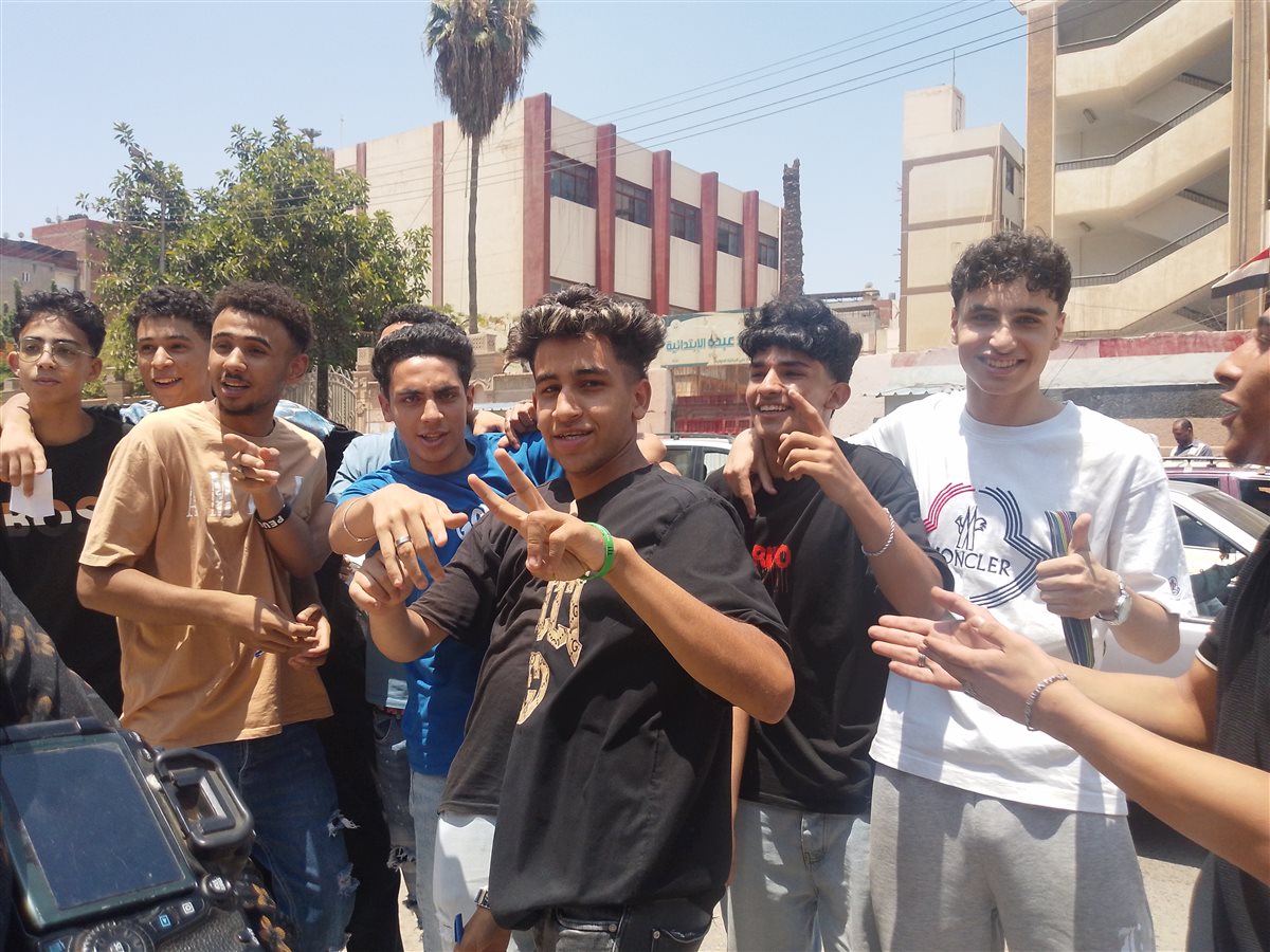 طلاب الثانوية العامة&nbsp;