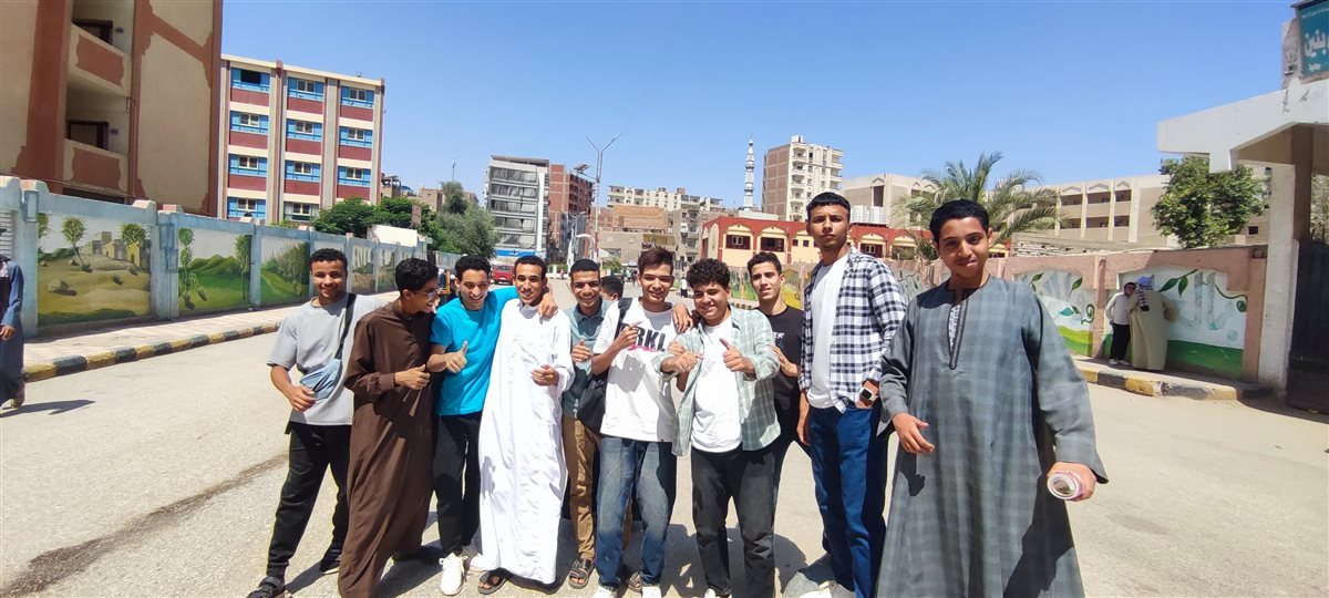طلاب الثانوية الأزهرية بسوهاج&nbsp;