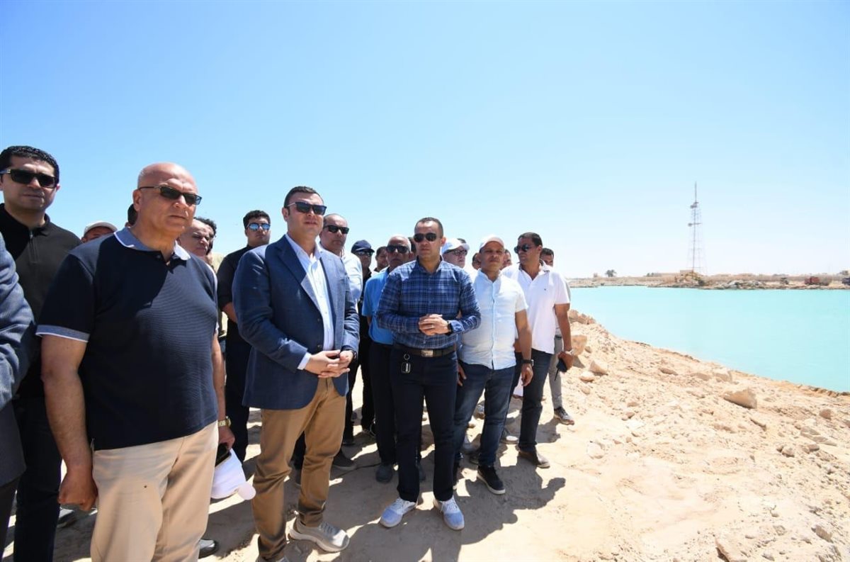 وزير الإسكان&nbsp;