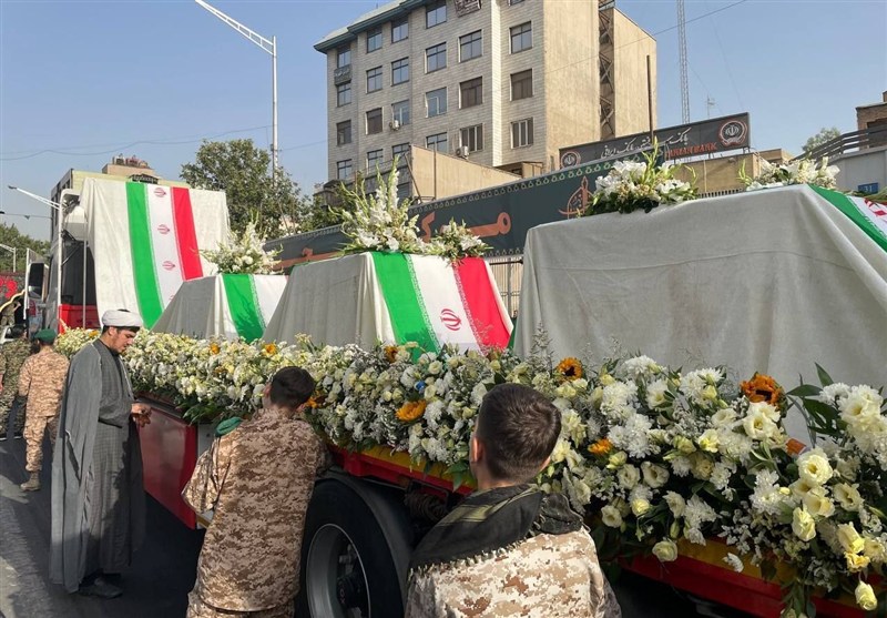 بينهم كبار القادة العسكريين والعلماء النوويين.. إيران تشييع ضحايا الحرب&nbsp;مع&nbsp;إسرائيل