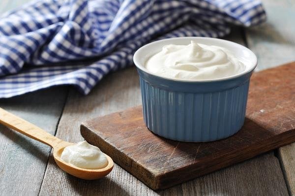 طريقة عمل الزبادي في البيت بدون فرن