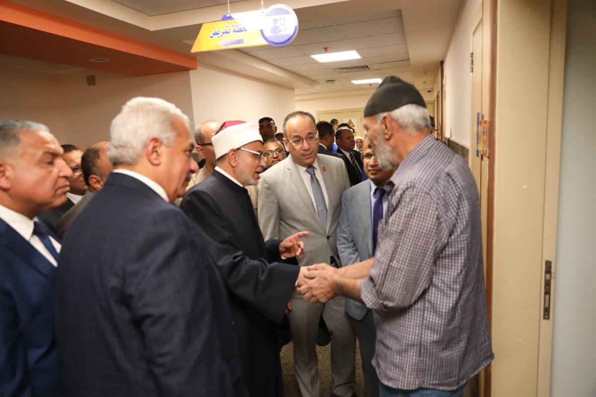 قيادات الأزهر الشريف تلتقي مصابي غزة في مستشفى أسيوط&nbsp;