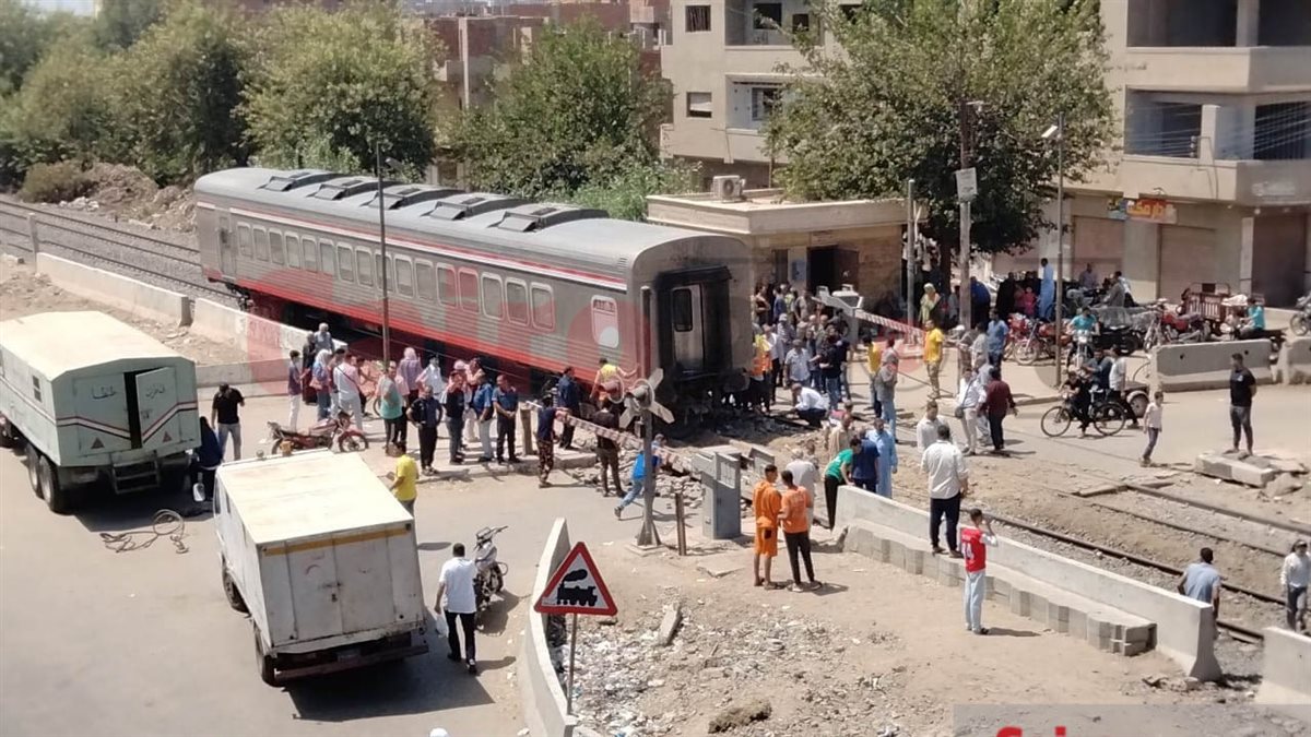 موقع حادث قطار الإسكندرية القاهرة في قويسنا&nbsp;