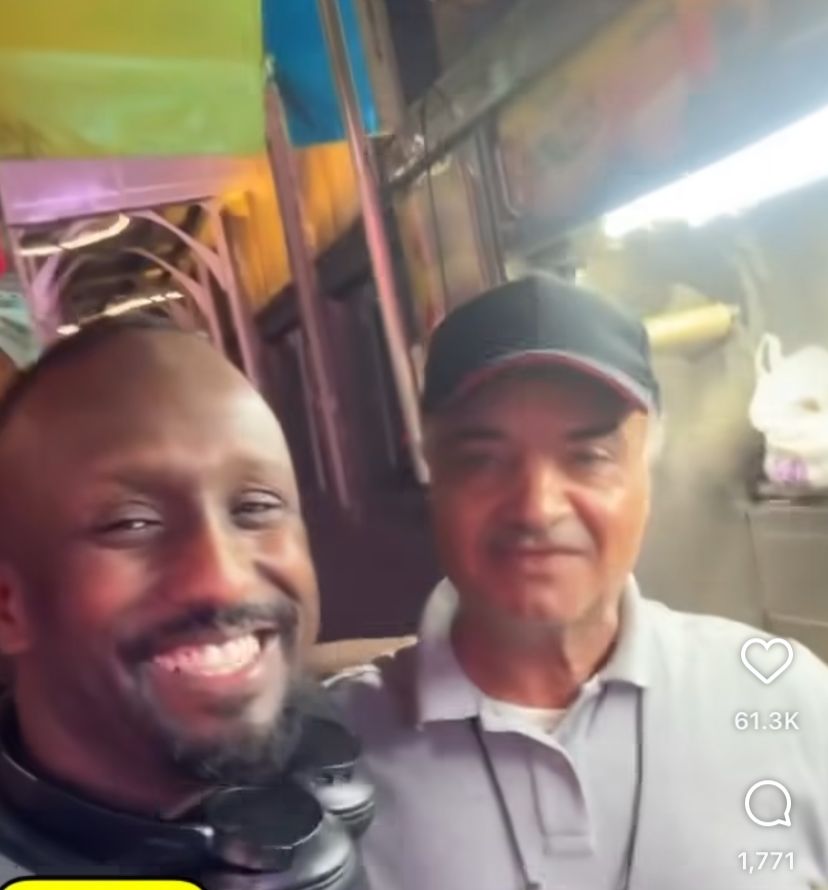 عمر نجار مصور الفيديو والبائع المصري&nbsp;