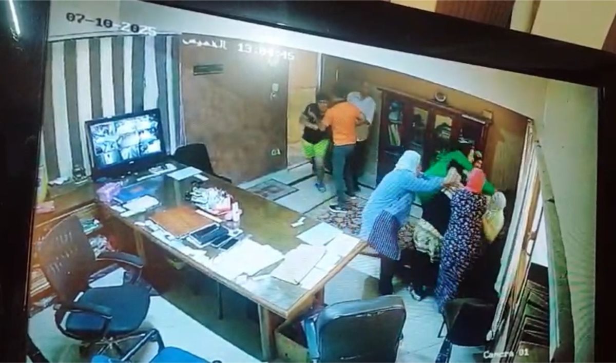 &nbsp;مطلقة تستأجر بلطجية للتعدي على إدارة مدرسة