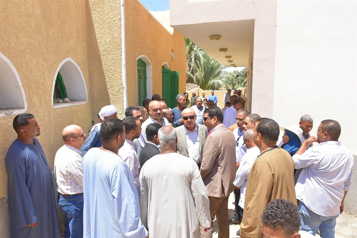 محافظ الأقصر وجولة تفقدية بالحميدات&nbsp;