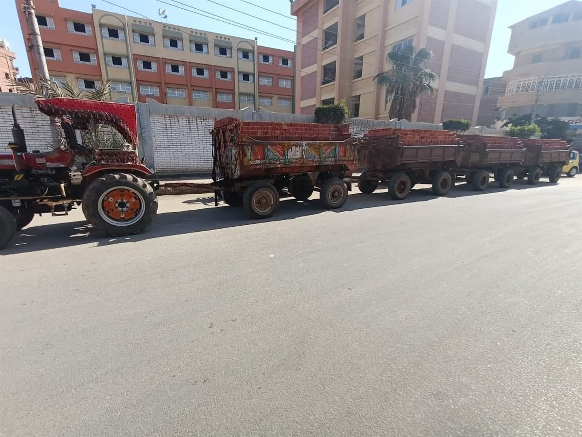 الجرار الزراعي أثناء ضبطه في بيلا&nbsp;