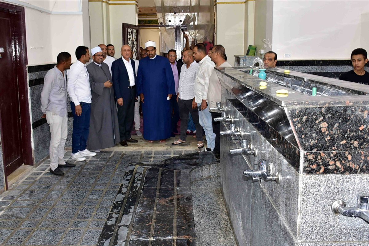 محافظ الأقصر وتطوير مسجد احمد النجم&nbsp;