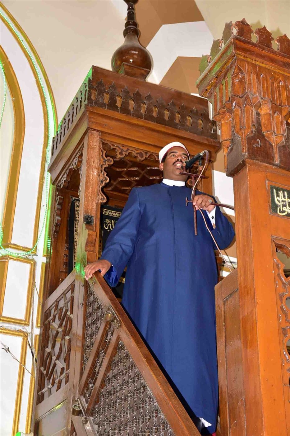 محافظ الأقصر وتطوير مسجد احمد النجم&nbsp;