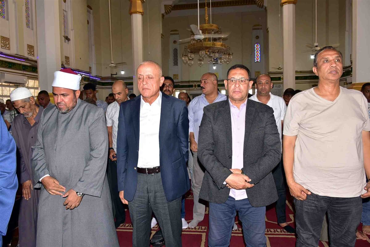 محافظ الأقصر وتطوير مسجد احمد النجم&nbsp;