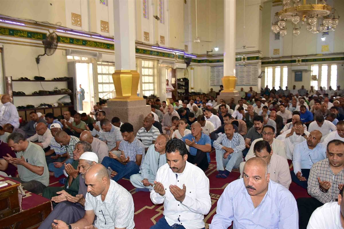 محافظ الأقصر وتطوير مسجد احمد النجم&nbsp;