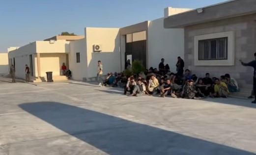 ترحيل 183 مصري من ليبيا&nbsp;
