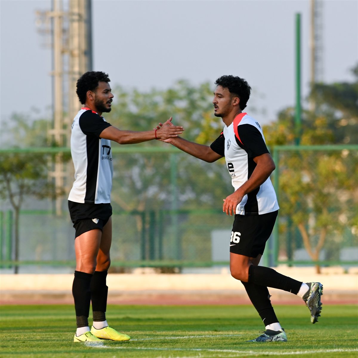 <strong>صور من مباراة الزمالك والشمس الودية&nbsp;</strong>