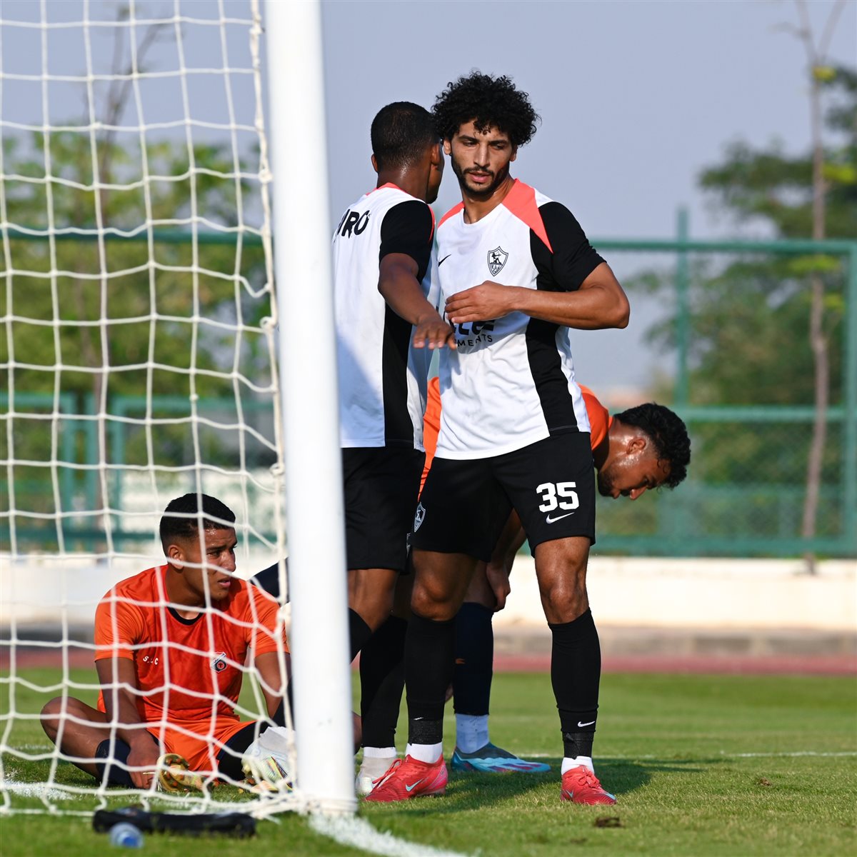 <strong>صور من مباراة الزمالك والشمس الودية&nbsp;</strong>