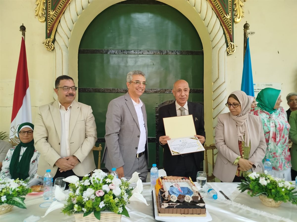 تكريم الدكتور ممدوح عوده&nbsp;