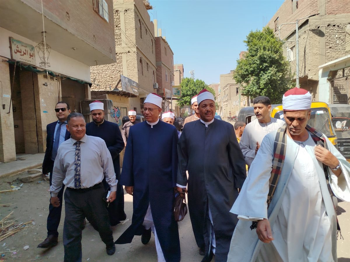 أوقاف سوهاج تتفقد قرية برخيل بعد الحرائق استجابة لتوجيهات المحافظ