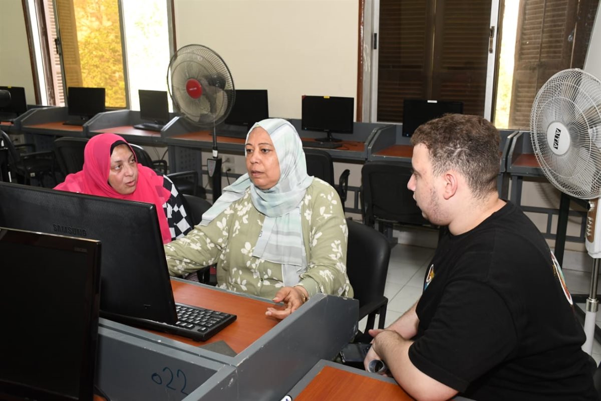 &nbsp;معامل الحاسب الآلي &nbsp;بالجامعات الحكومية