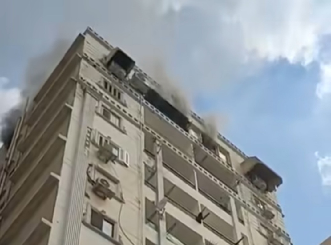 حريق في وحدة سكنية بالدور الحادي عشر بأحد الأبراج في السويس&nbsp;