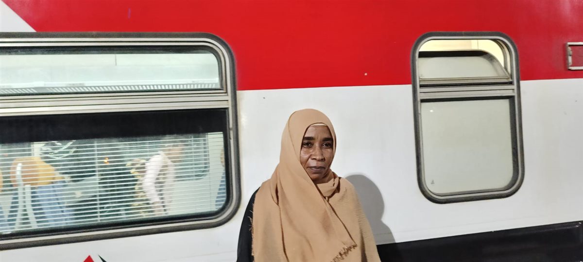 وصول ما يقارب &nbsp;من 1000 سوداني لمحطة السد العالى بأسوان استعدادًا لعودتهم لبلادهم&nbsp;