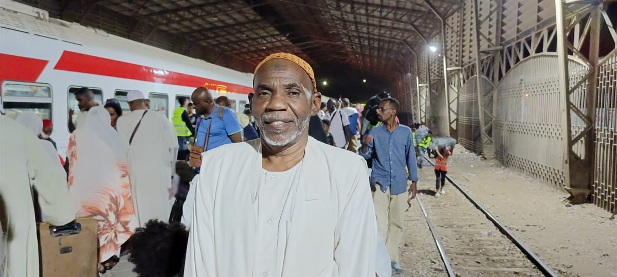 وصول ما يقارب &nbsp;من 1000 سوداني لمحطة السد العالى بأسوان استعدادًا لعودتهم لبلادهم&nbsp;