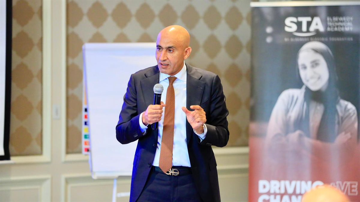 محمد عبد اللطيف وزير التربية والتعليم&nbsp;