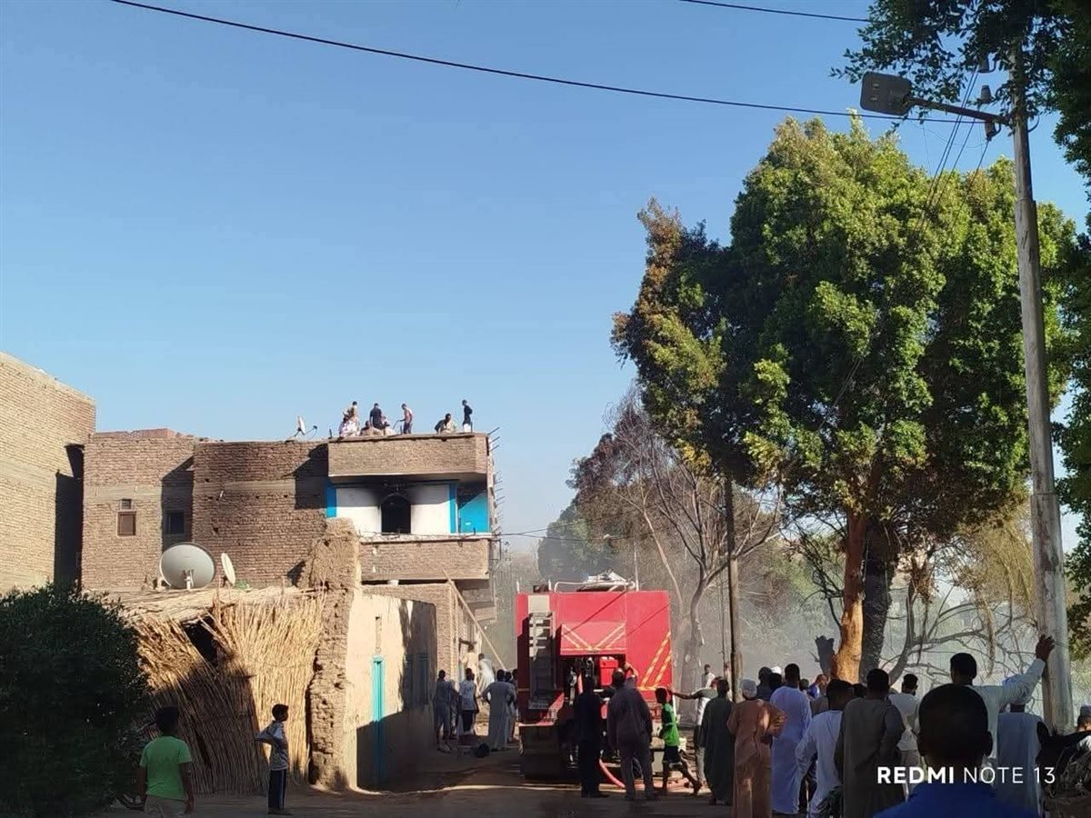 نشوب حريق في عدد من المنازل بقرية الأشراف القبلية&nbsp;