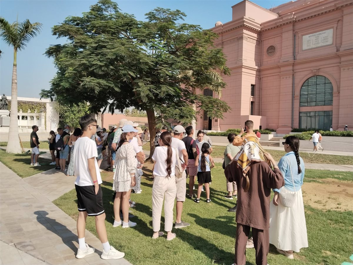 المتحف المصري بالتحرير يستقبل مئات السائحين&nbsp;