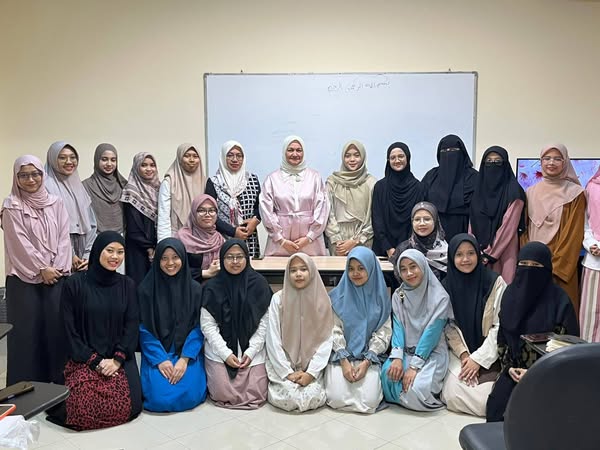 ذة الدكتورة نهلة الصعيدي مستشارة شيخ الأزهر لشؤون الوافدين&nbsp;