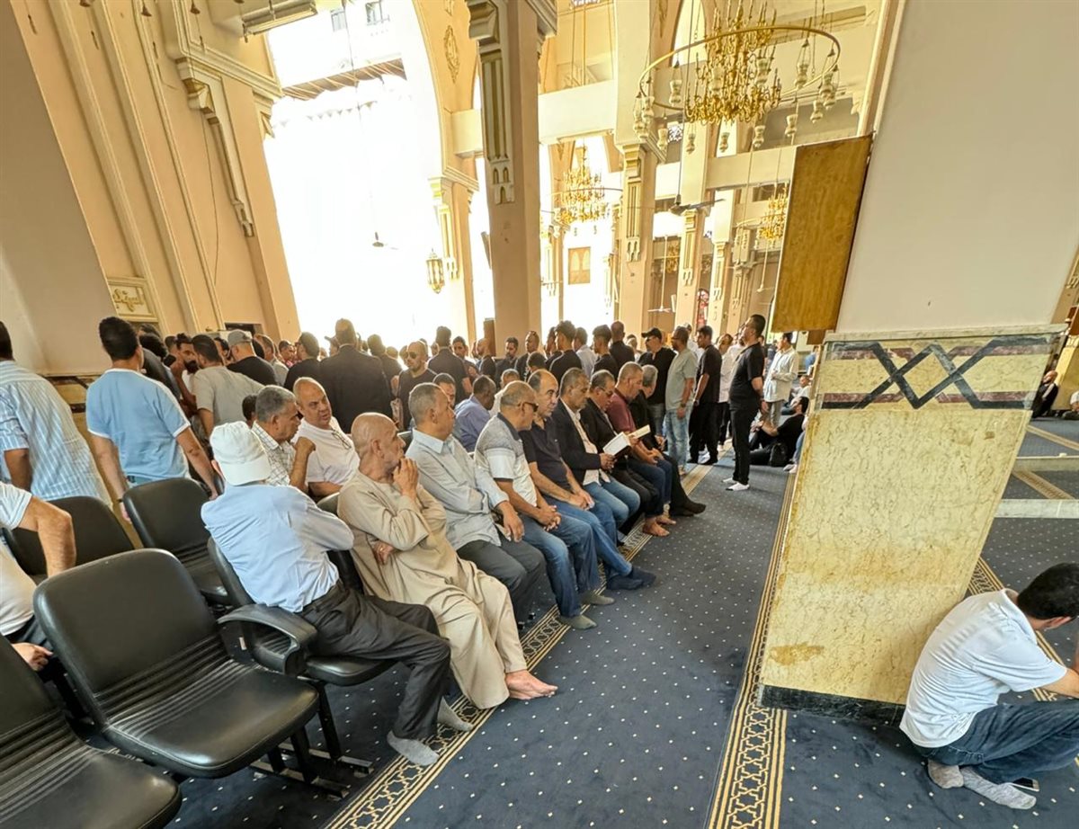 <strong>تشييع جثمان هيثم سمير بطل السباقات الدولي لمثواه الأخير&nbsp;</strong>