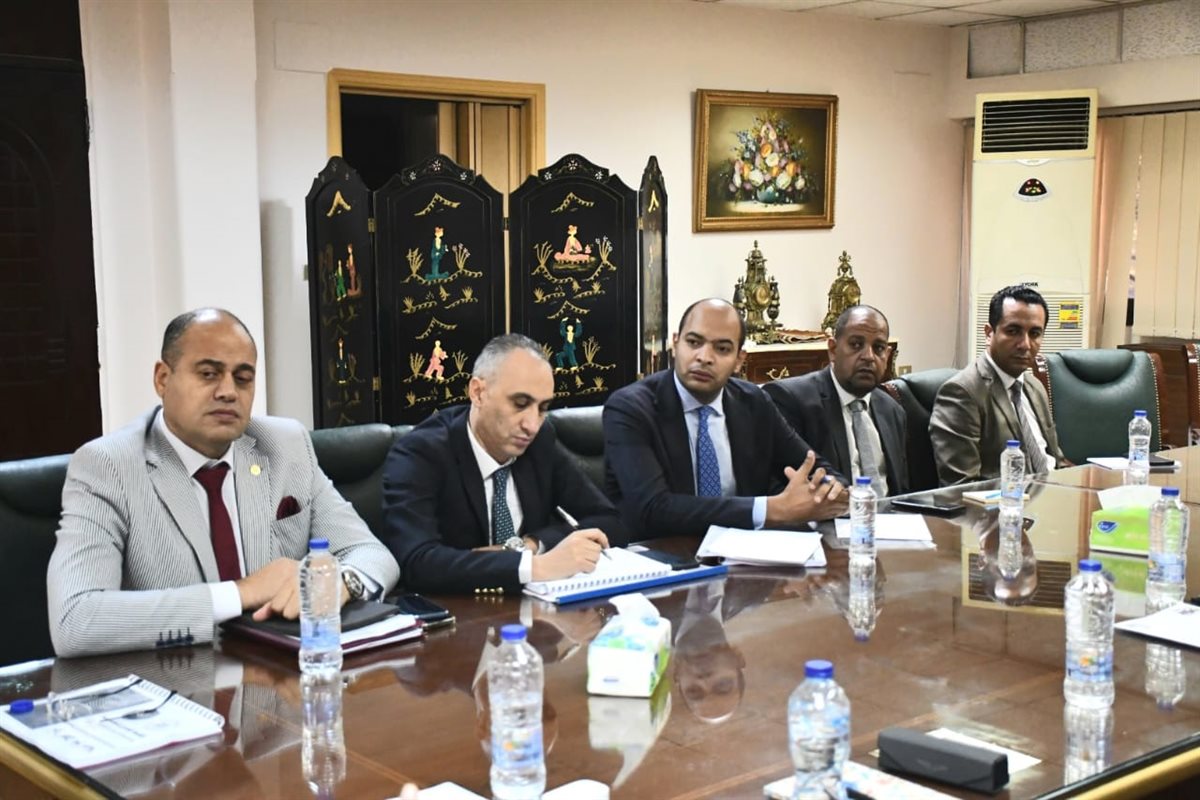 وزير الرياضة ورئيس اللجنة الأولمبية يجتمعان باتحادات رفع الأثقال والمصارعة&nbsp;